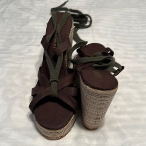 Colin Stuart Open Toe Wrap Ankle Strap Espadrilles Wedges Size 8.5